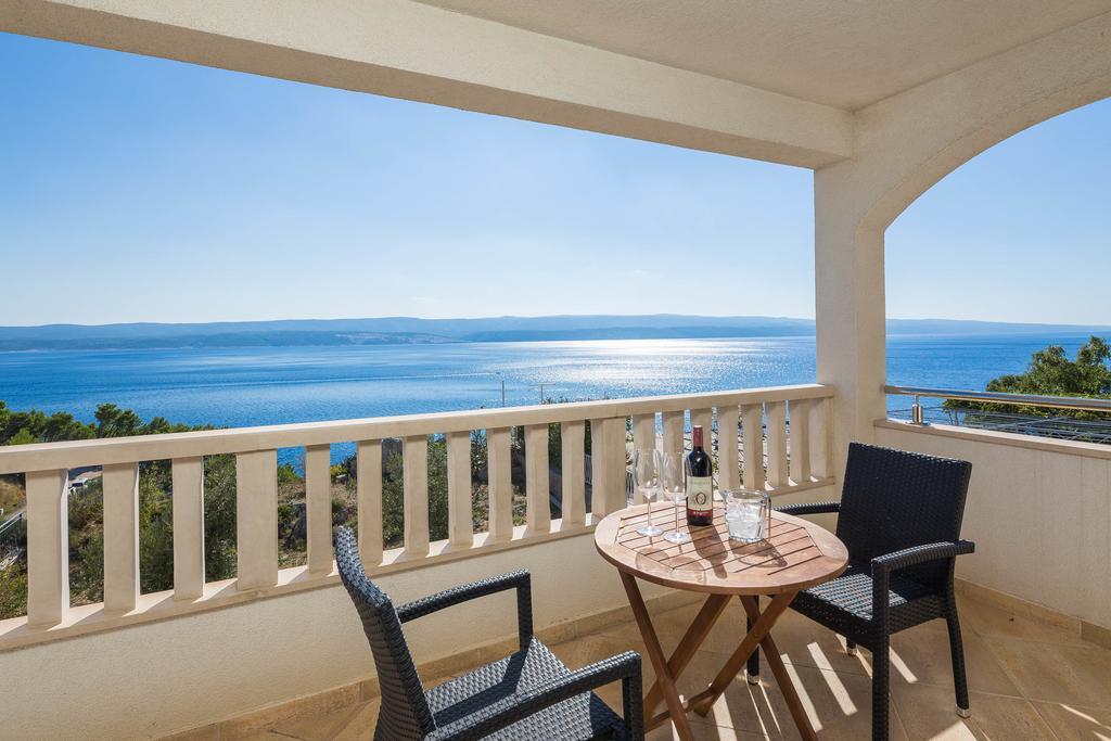 Beachfront Apartments Lara Omis Luaran gambar